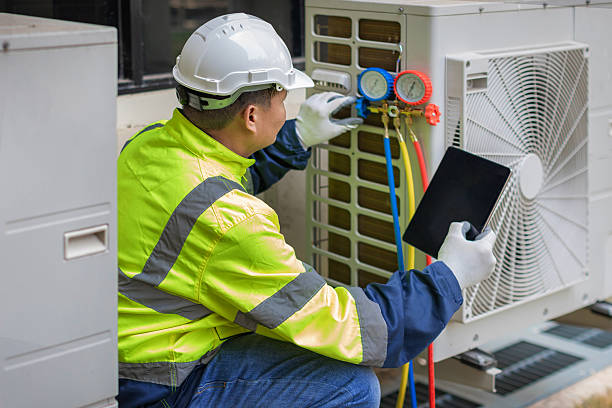 Professional Hvac technician working in Allentown, NJ